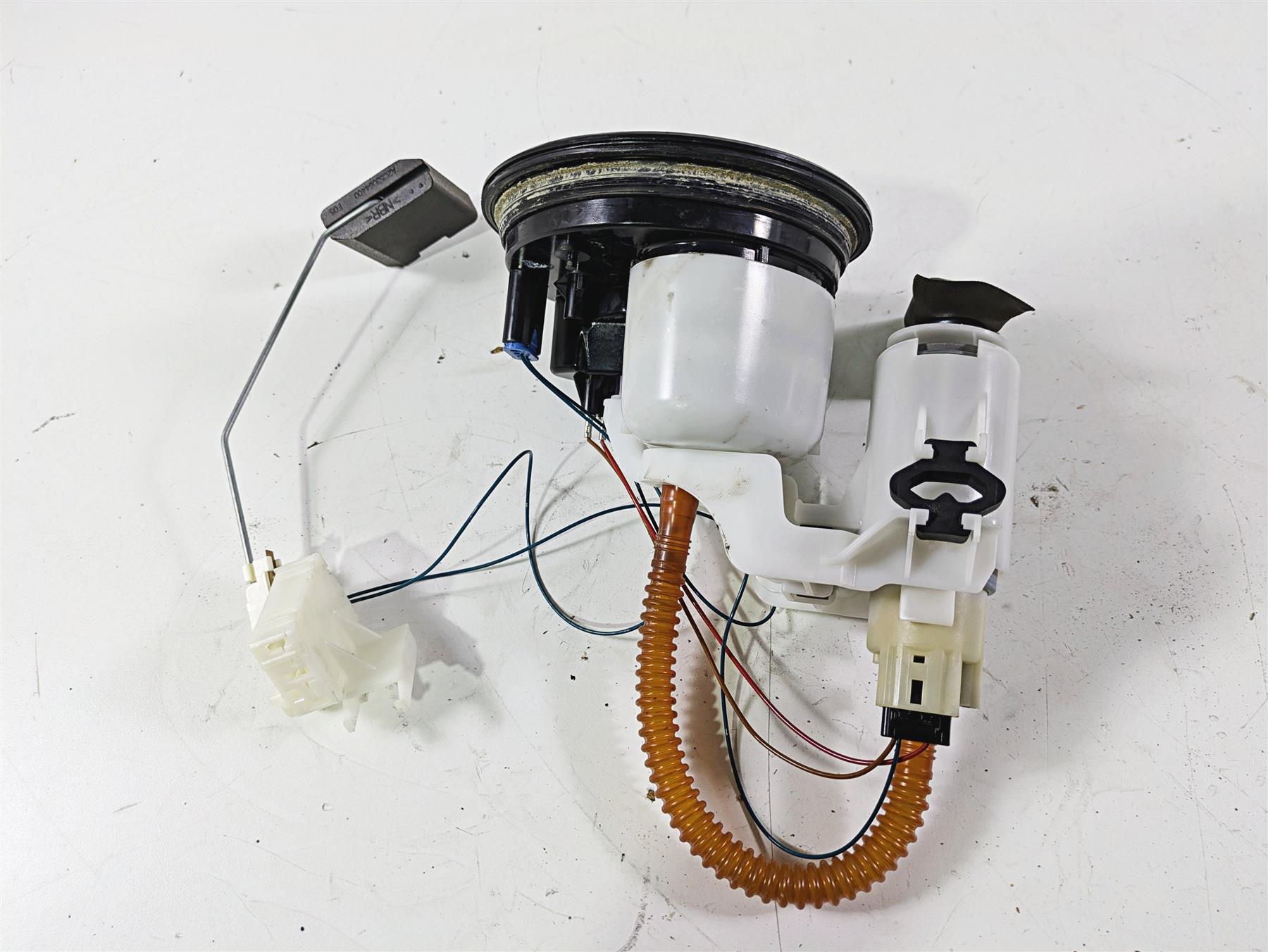 2016 BMW S1000RR K46 Fuel Gas Petrol Pump Tested 16147718349 {{ shop.shopifyCountryName }} - Mototech271