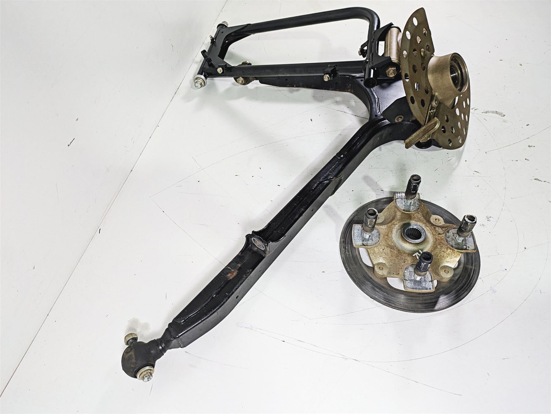 2022 Yamaha YXZ1000 R Left Rear Trailing Arms & Hub 2HC-F2106-50-00 2HC-F2106-51 {{ shop.shopifyCountryName }} - Mototech271