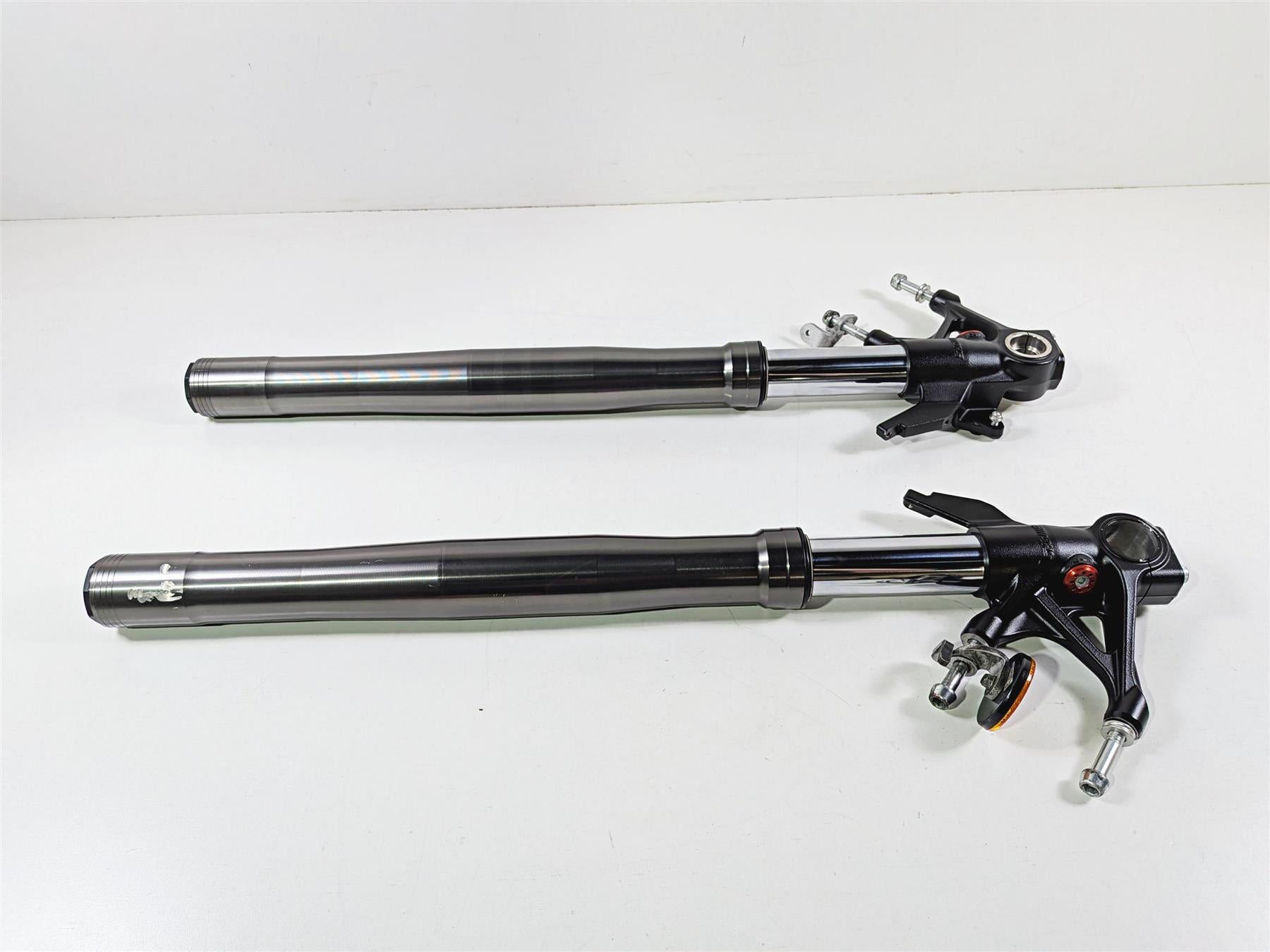 2023 Ducati Streetfighter V4 Straight Front Showa Fork Leg Set 34421121A-Mototech271
