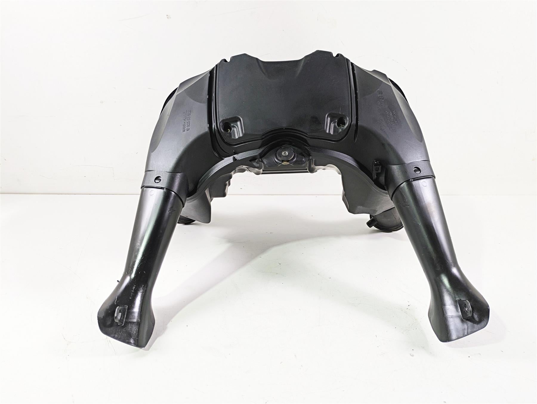 2015 BMW R1200 GS Adv K51 Air Box Cleaner Breather & All Tubes 13717726792 {{ shop.shopifyCountryName }} - Mototech271