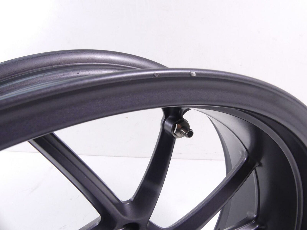 2016 BMW R1200R K53 Straight Rear Wheel Rim 17x5.5 36318556340 {{ shop.shopifyCountryName }} - Mototech271