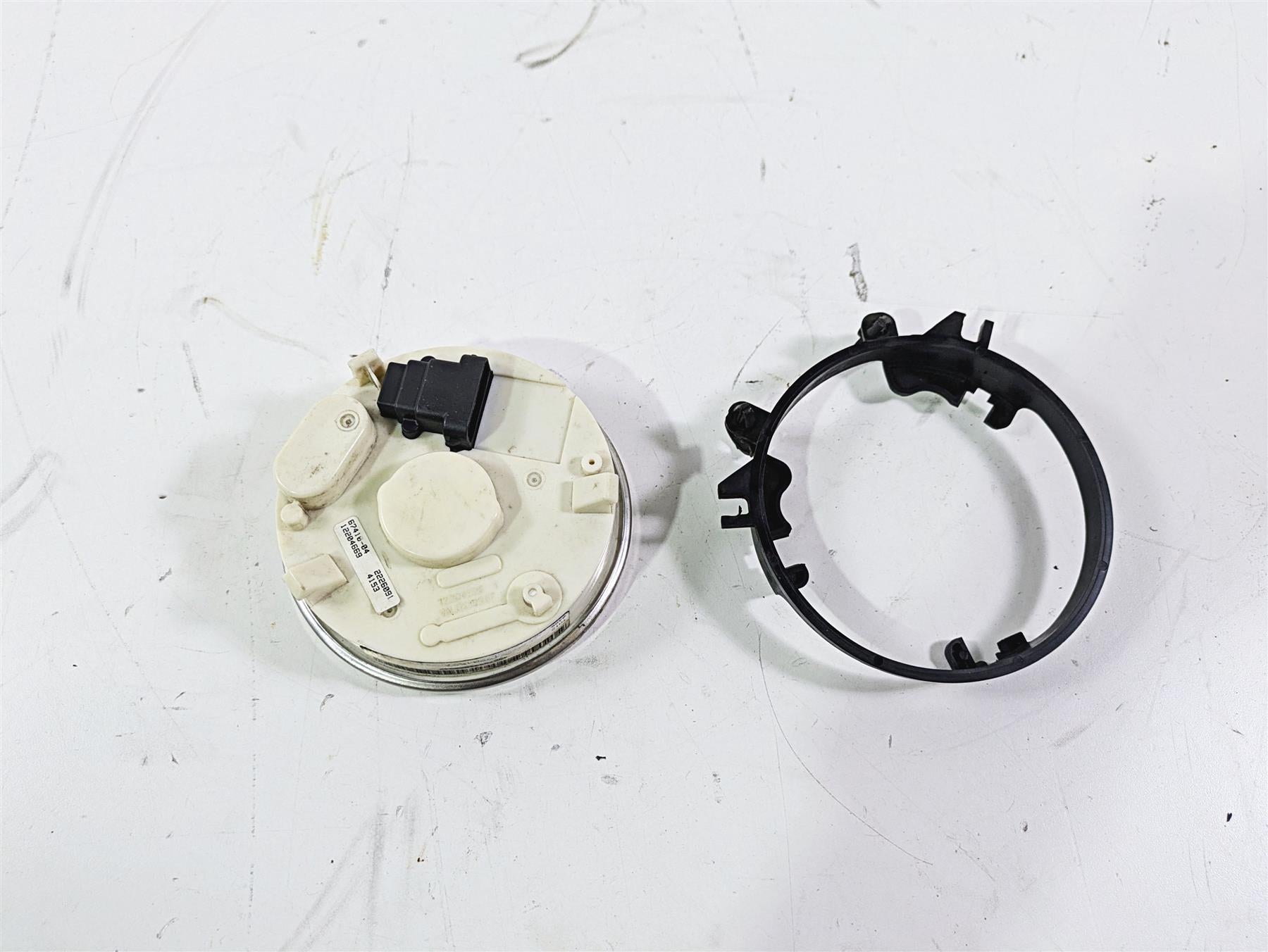2004 Harley FLSTCI Softail Heritage Speedometer Gauge Instrument 75K 67410-04 {{ shop.shopifyCountryName }} - Mototech271