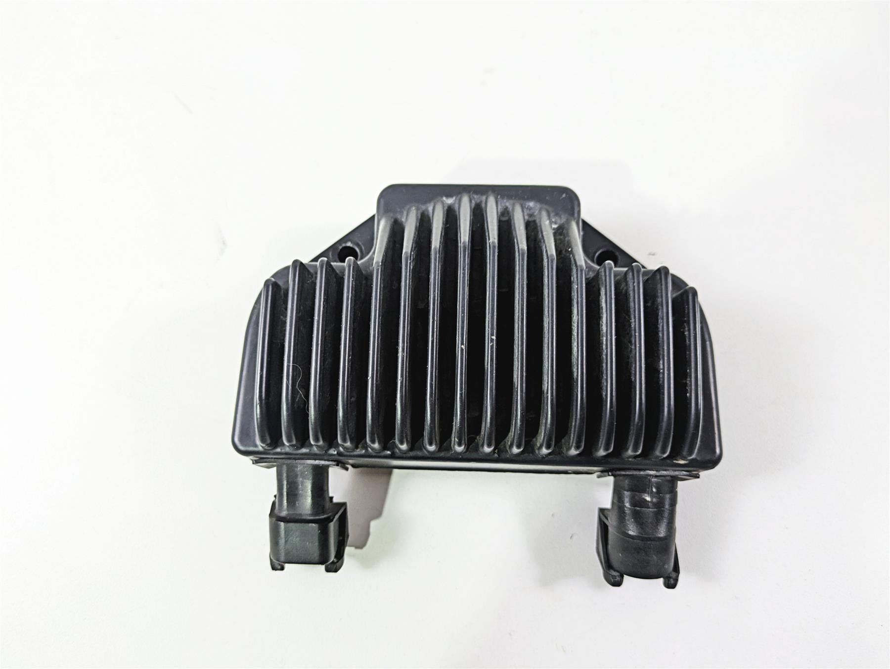 2011 Harley FXDC Dyna Super Glide Rectifier Voltage Regulator 74631-08A {{ shop.shopifyCountryName }} - Mototech271