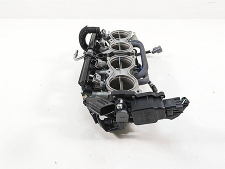 2022 Suzuki GSXR 750 Mikuni Throttle Body Bodies 4K 1340615J21 13406-15J21 {{ shop.shopifyCountryName }} - Mototech271