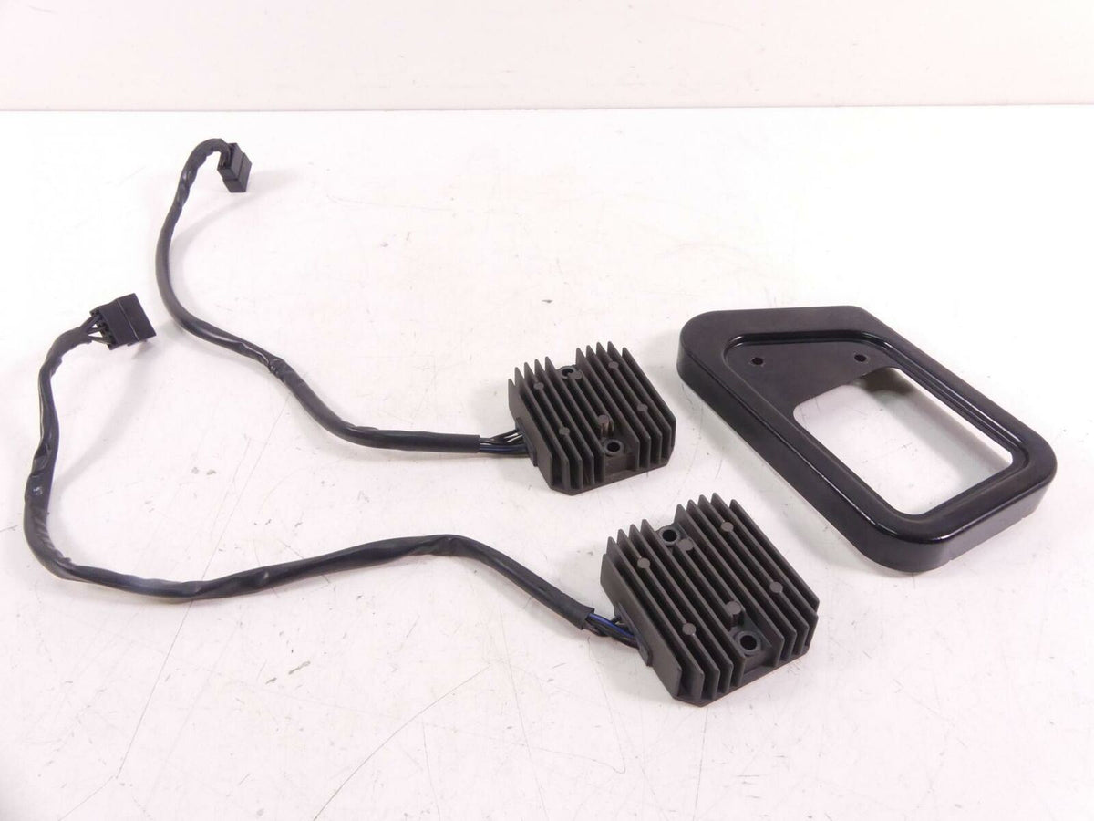 2001 Kawasaki VN1500 Vulcan C Rectifier Voltage Regulator Set + Covers 21066-110 {{ shop.shopifyCountryName }} - Mototech271