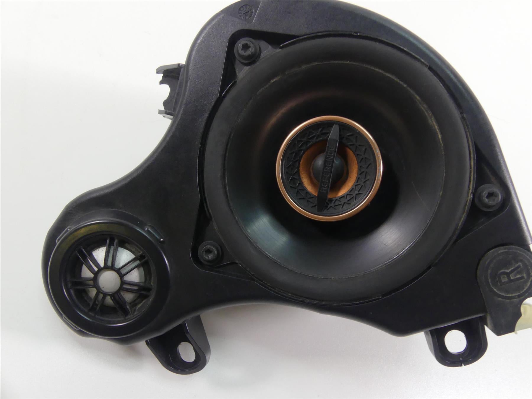 2014 BMW K1600 GTL K48 Right Audio Radio Speaker + Housing - Read 65137727882 {{ shop.shopifyCountryName }} - Mototech271