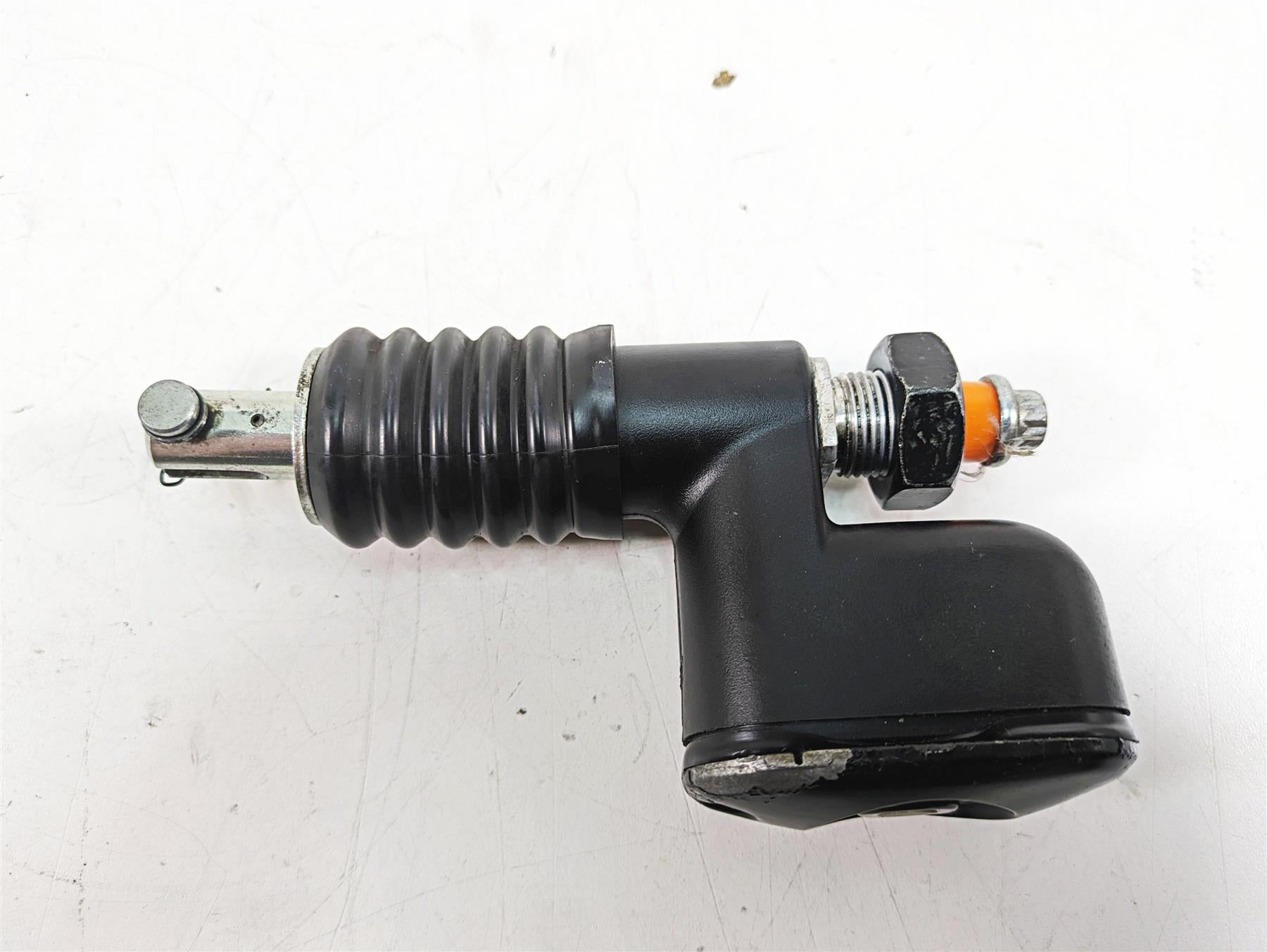2000 Harley FXSTS Softail Springer Rear Brake Master Cylinder 41755-99F {{ shop.shopifyCountryName }} - Mototech271
