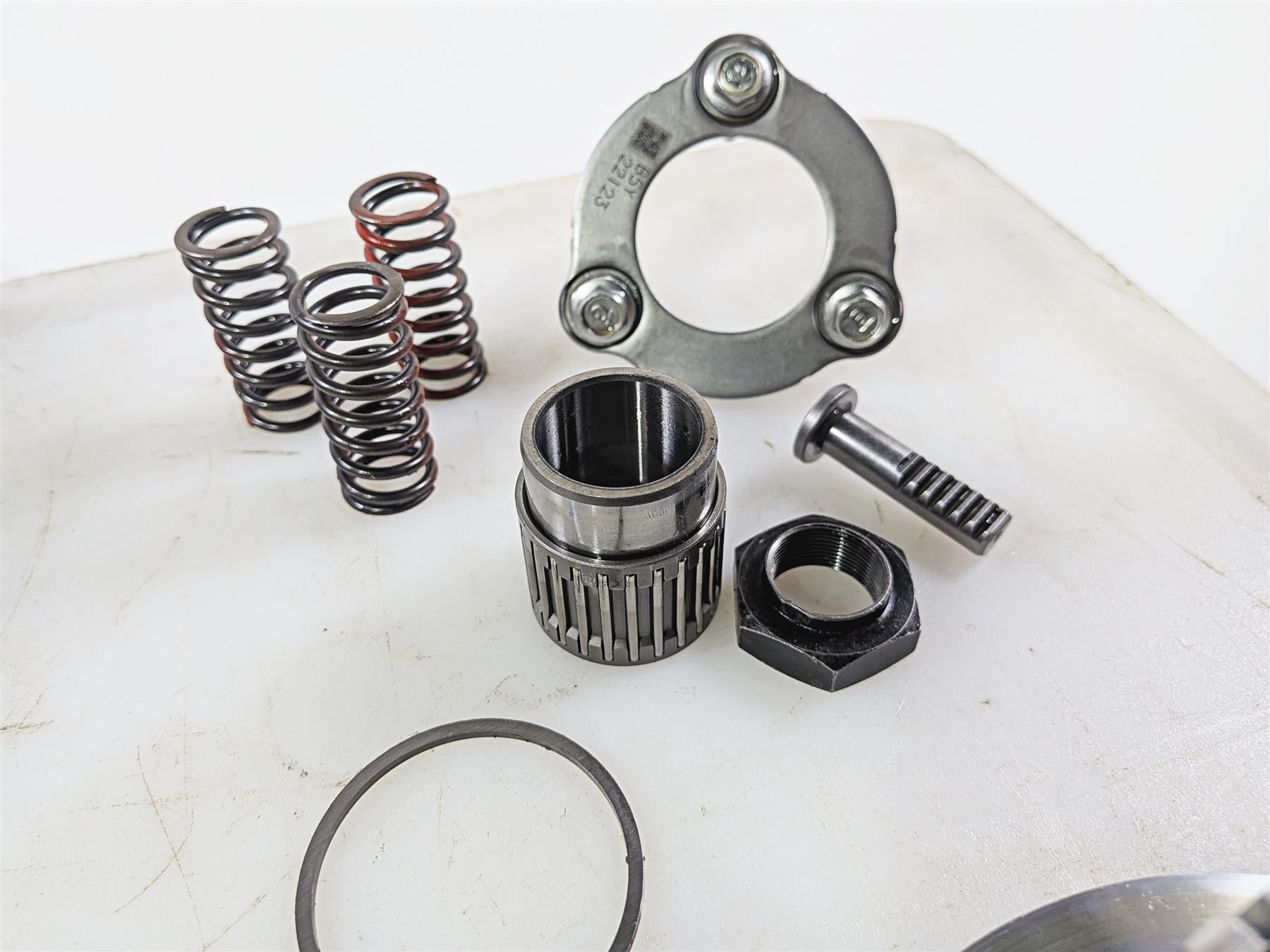 2023 Yamaha MT10 MTN1000 Clutch Basket Friction Disc Set BW8-16150-00-00 {{ shop.shopifyCountryName }} - Mototech271