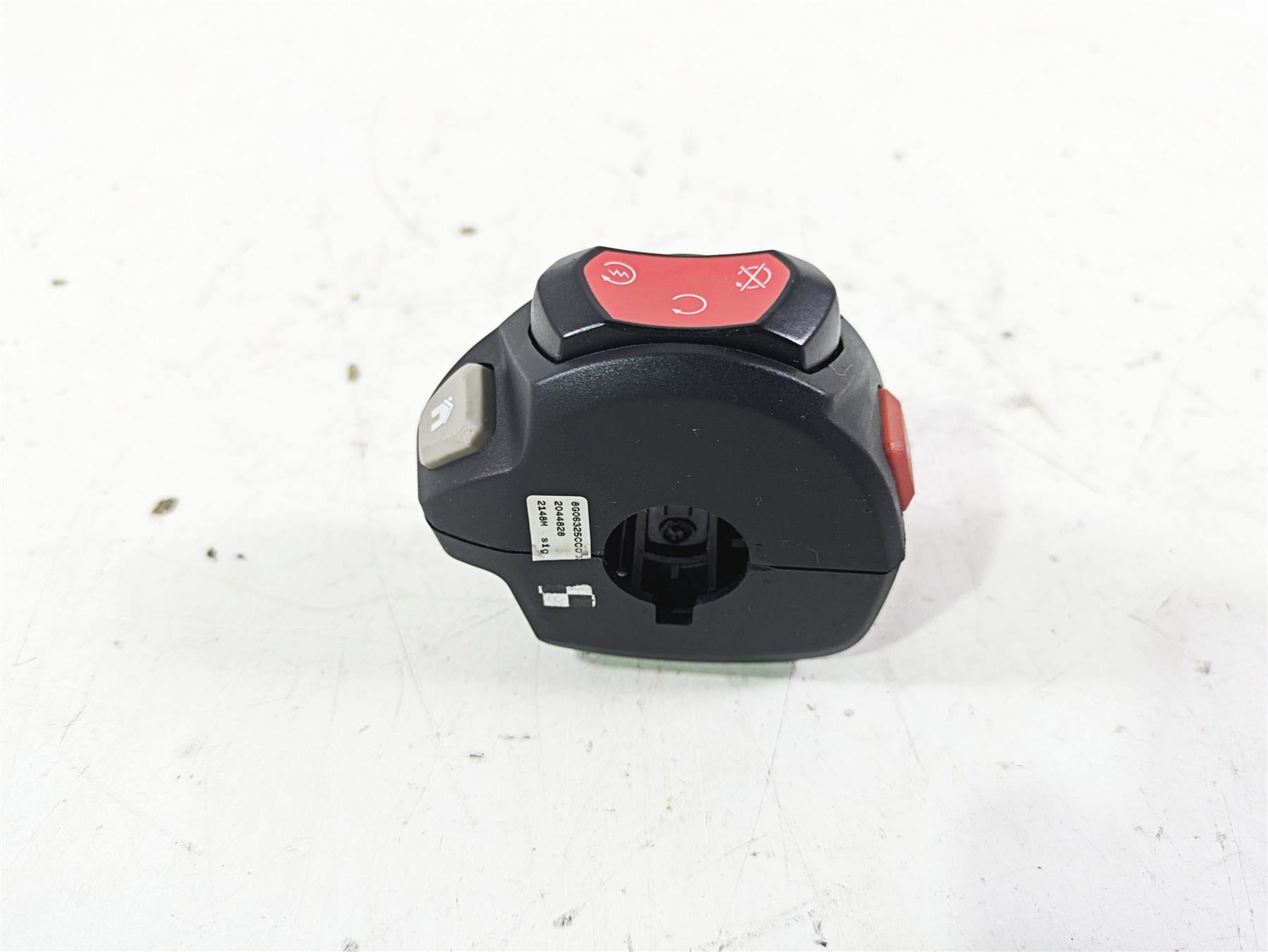 2023 Triumph Street Triple 765 RS Right Hand Control Switch - Read T2044828