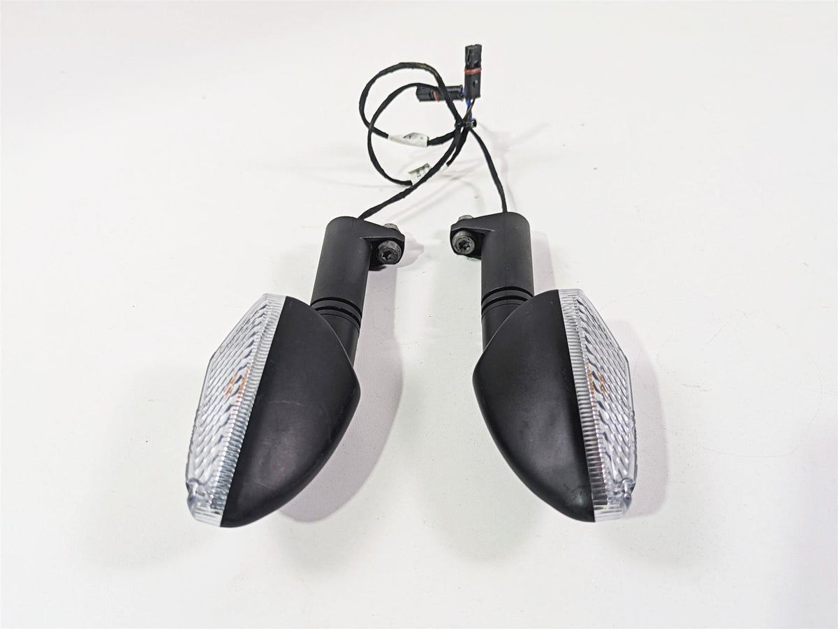 2022 BMW RnineT Pure K22 Rear Turn Singal Blinker Set 63138557204 {{ shop.shopifyCountryName }} - Mototech271