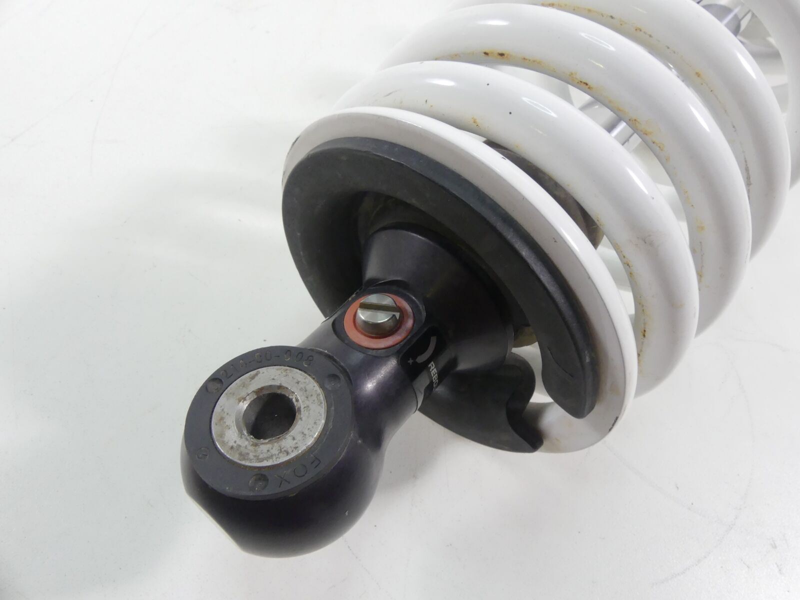 2018 Yamaha YXZ1000 R EPS Straight Front Right Fox Shock Damper 2HC-F3350-01-00 {{ shop.shopifyCountryName }} - Mototech271