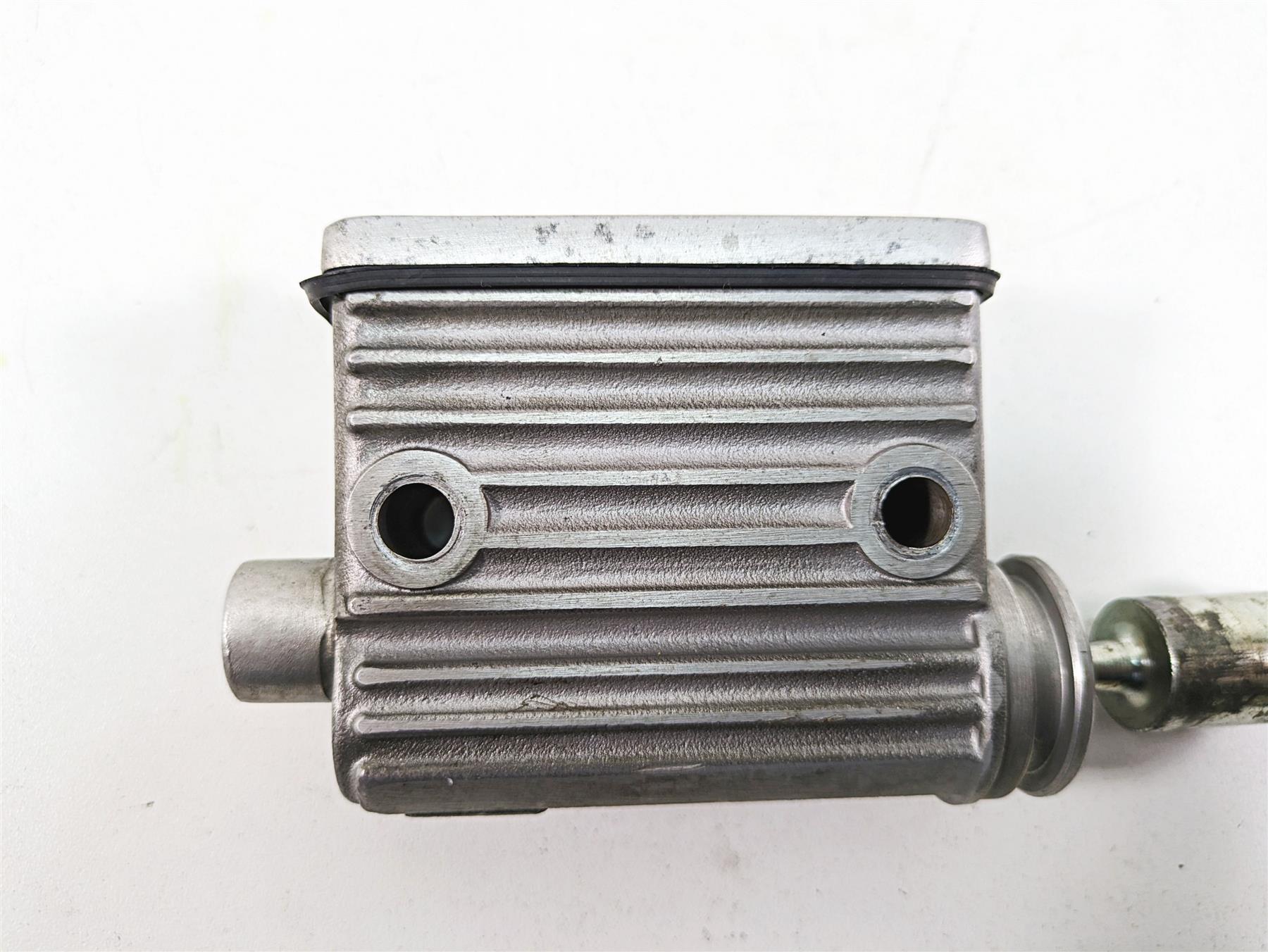 1986 Harley Sportster XLH 883 Rear Brake Master Cylinder 42453-82A {{ shop.shopifyCountryName }} - Mototech271
