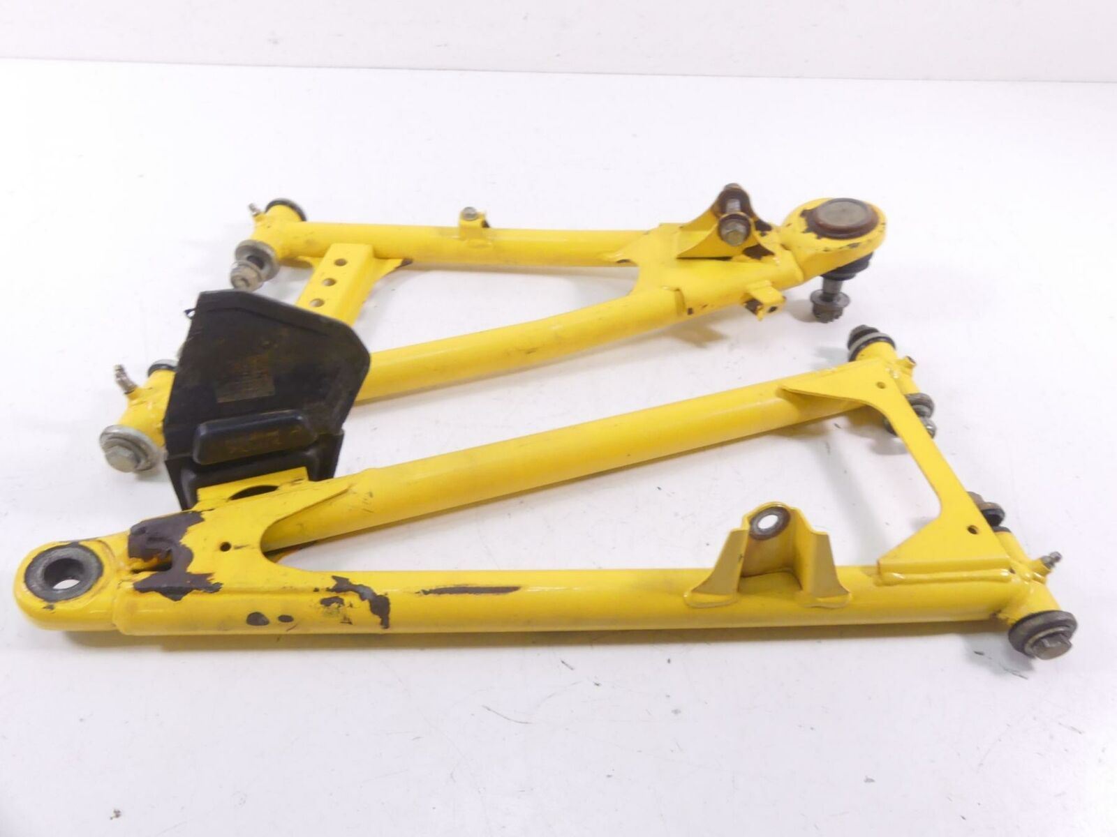2016 Yamaha YXZ1000 R EPS Front Left Upper Lower Arm Set - Read 2HC-F3505-20-00 {{ shop.shopifyCountryName }} - Mototech271