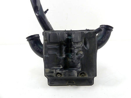 2009 BMW R1200GS K255 Adv Air Cleaner Box + Tubes & Front Air Ram 13717720354 {{ shop.shopifyCountryName }} - Mototech271