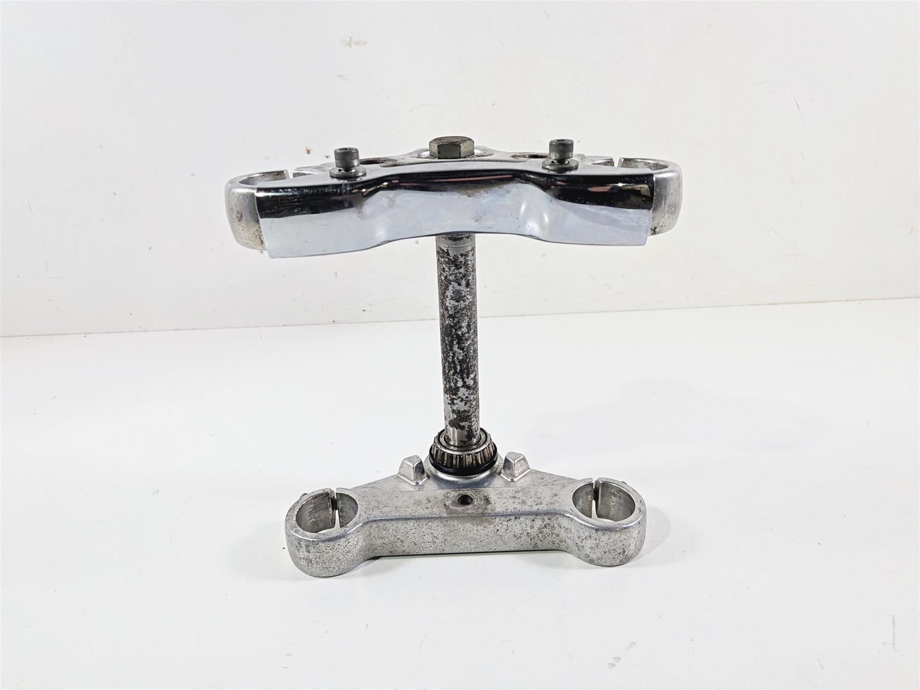 2006 Harley Sportster XL1200 C Upper Lower Triple Tree Set 39mm 46126-04 {{ shop.shopifyCountryName }} - Mototech271