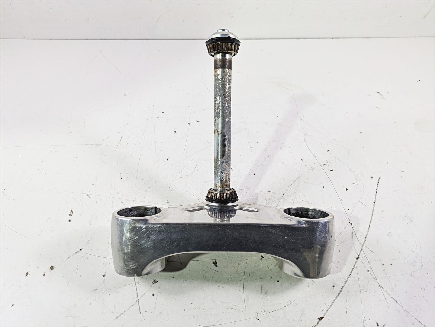 2012 Harley VRSCF Muscle V Rod Lower Triple Tree Steering Clamp 46892-09B