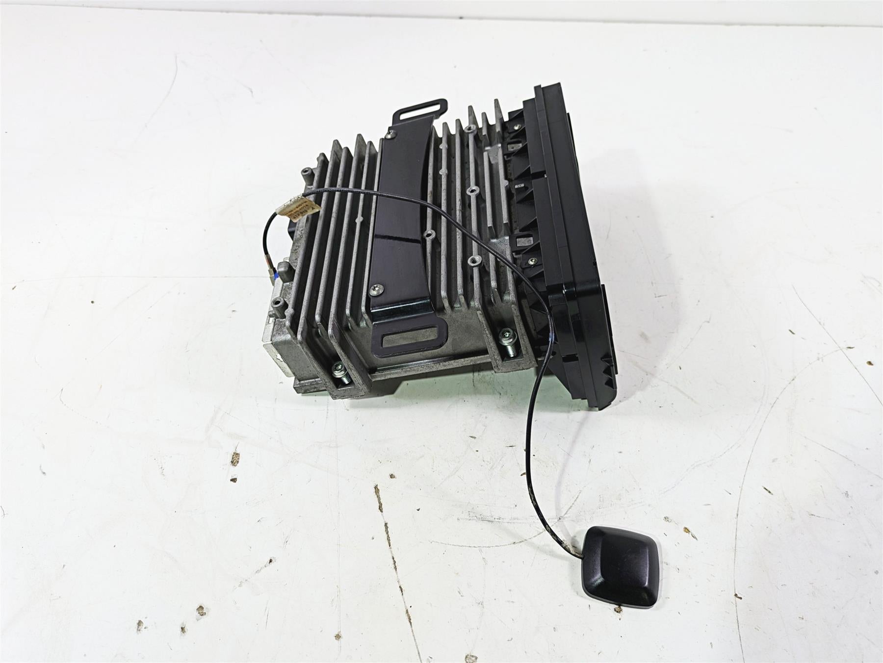 2016 Harley Touring FLTRX Road Glide Radio Stereo Boom Box 6.5GT 76000076 {{ shop.shopifyCountryName }} - Mototech271