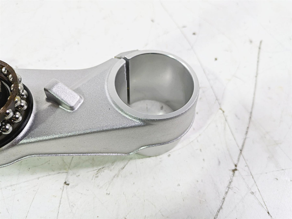 2022 MV Agusta F3 800 Rosso Lower Triple Tree Steering Clamp 8000B5700 {{ shop.shopifyCountryName }} - Mototech271