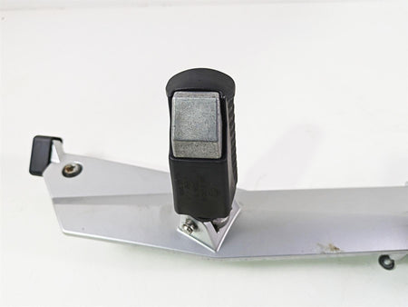 2010 BMW R1200RT K26 Right Foot Pegs Bracket & Brake Pedal Lever 46717675290 {{ shop.shopifyCountryName }} - Mototech271