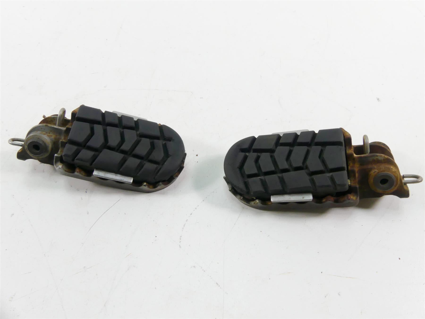 2015 KTM 1290 Adventure Front Rider Foot Peg Rest Set 60003040133 {{ shop.shopifyCountryName }} - Mototech271