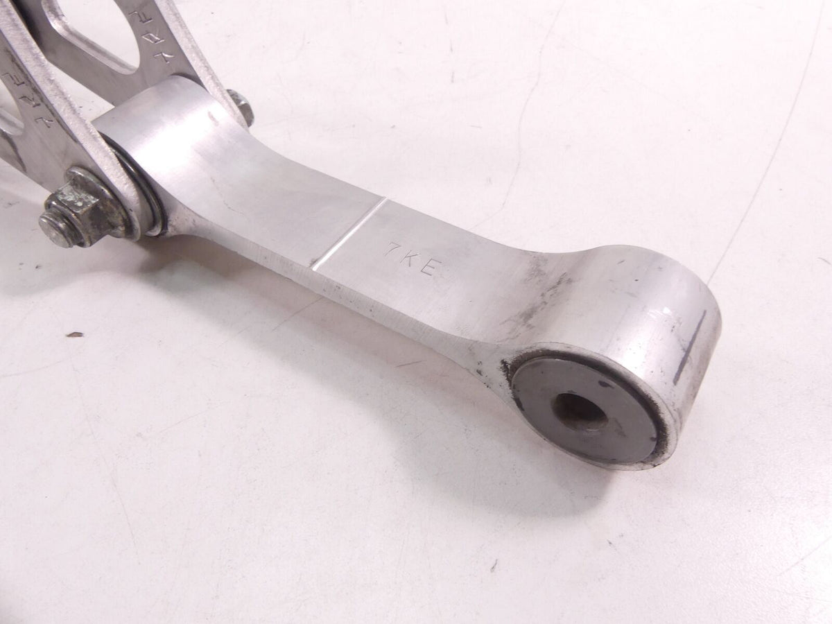 2018 Suzuki GSXR750 Straight Rear Shock Damper Suspension 62100-15870-019 {{ shop.shopifyCountryName }} - Mototech271