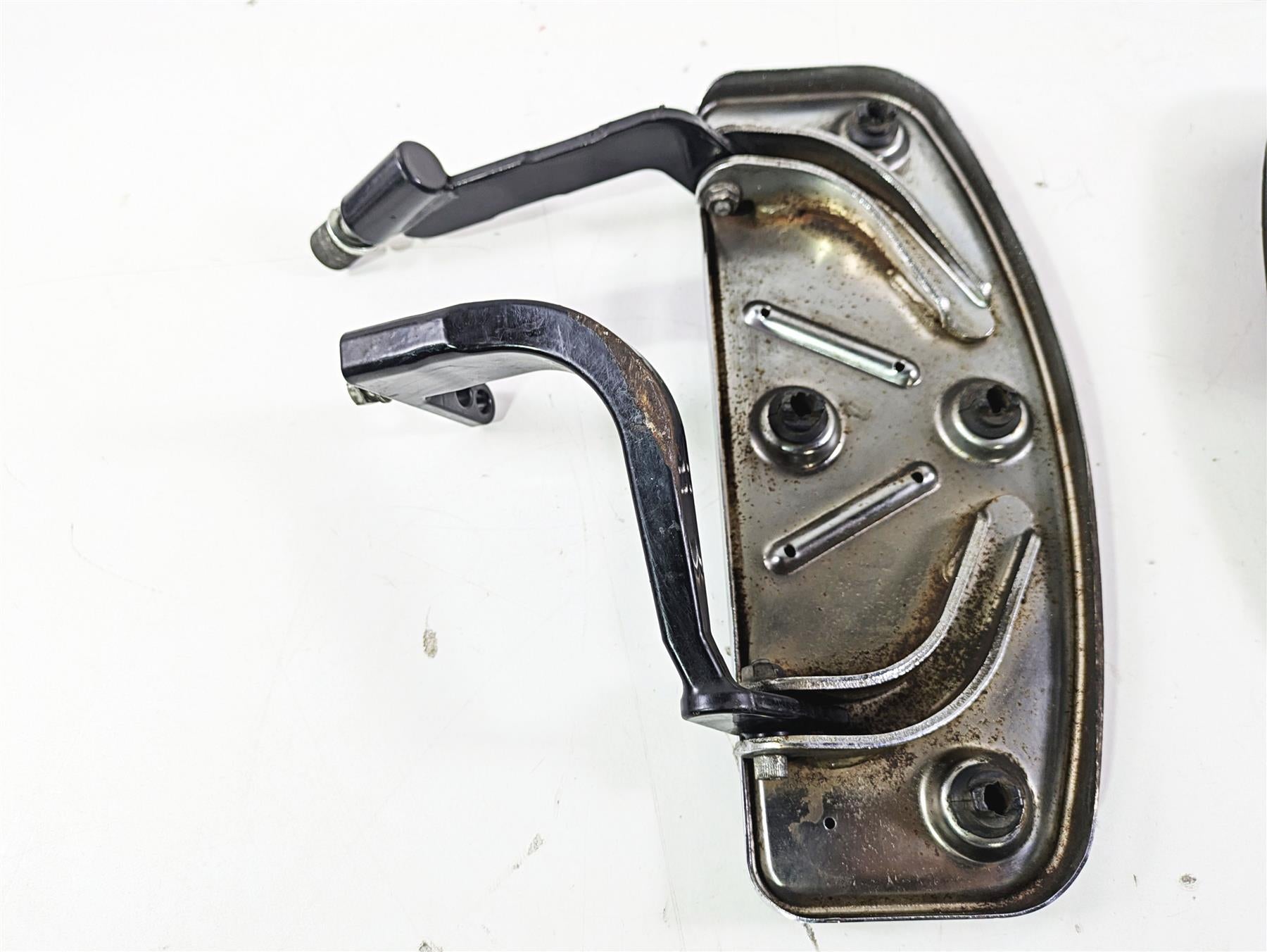 2008 Harley Touring FLHTP Electra Glide Front Foot Floor Board Set 50621-06A {{ shop.shopifyCountryName }} - Mototech271