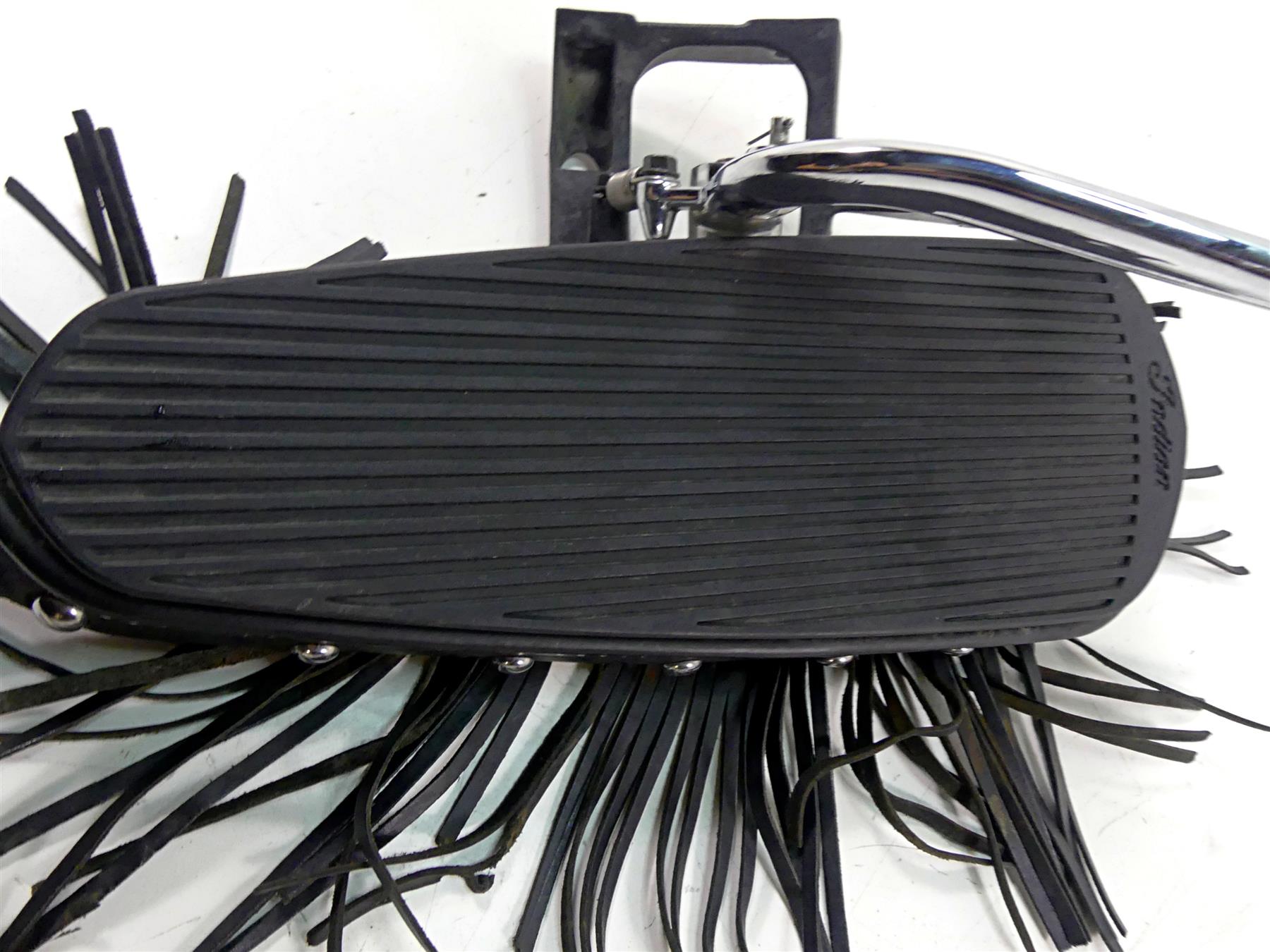 2019 Indian Chieftain Classic Right Floor Board + Brake Pedal 1019310 1023250 {{ shop.shopifyCountryName }} - Mototech271