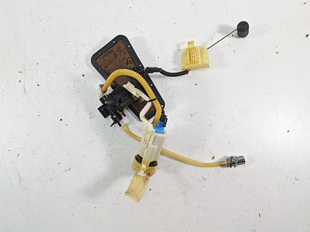 2009 Harley FXCWC Softail Rocker C Fuel Gas Petrol Pump Tested - Read 75283-08 {{ shop.shopifyCountryName }} - Mototech271