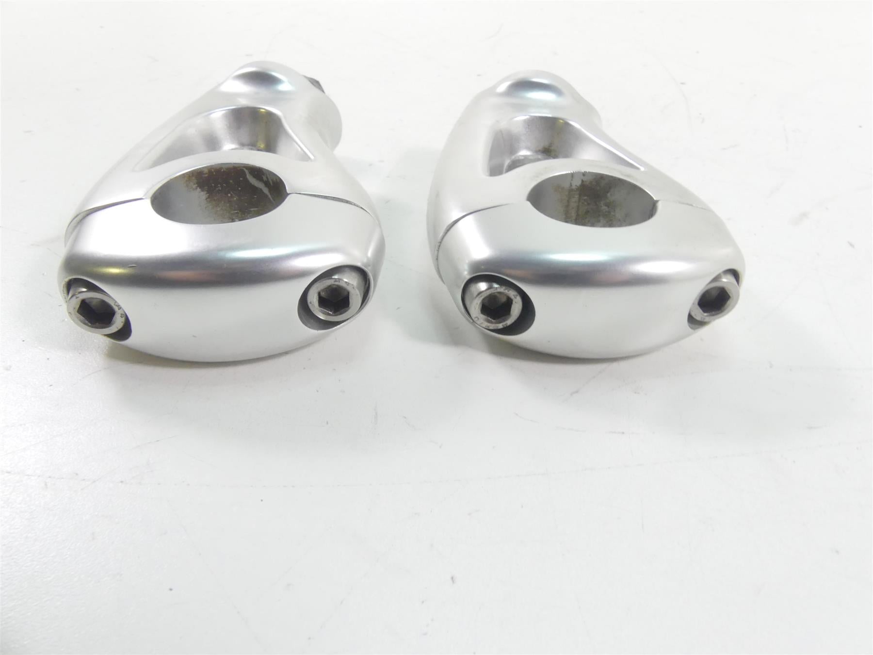2014 Moto Guzzi Griso 1200 SE 8V Handlebar Riser Holder Mount Set GU06500200 {{ shop.shopifyCountryName }} - Mototech271