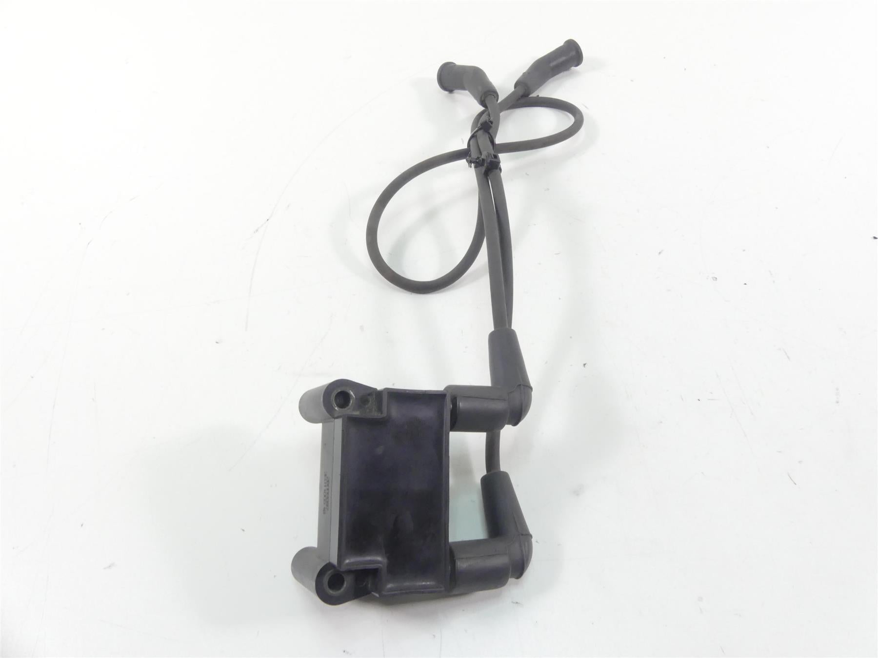 2013 Harley Touring FLHTP Electra Glide Ignition Coil Wires & Plugs 31696-07A {{ shop.shopifyCountryName }} - Mototech271