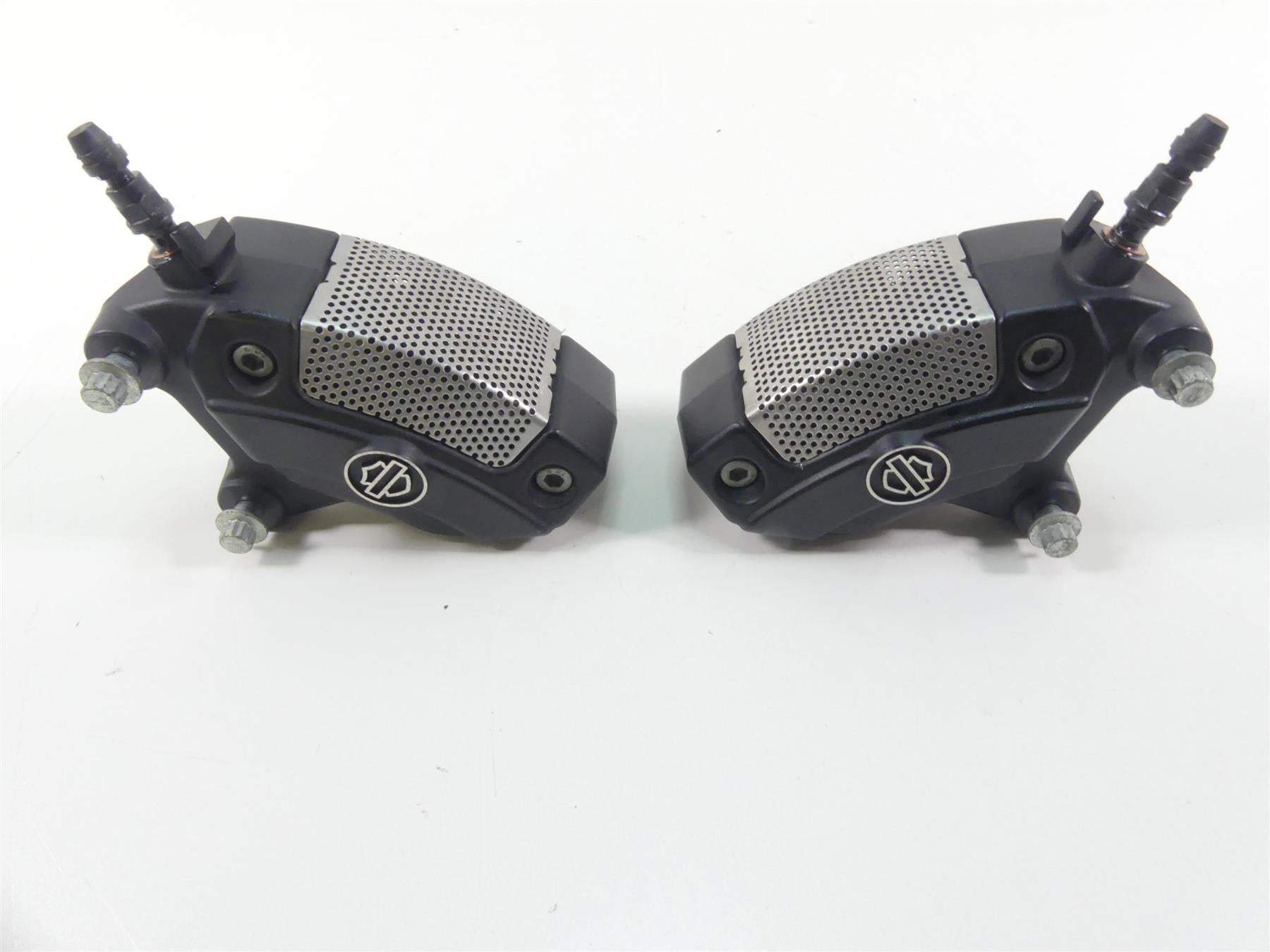 2006 Harley VRSCD Night Rod Front Brake Caliper & Line Set 44731-06A 44732-06A {{ shop.shopifyCountryName }} - Mototech271
