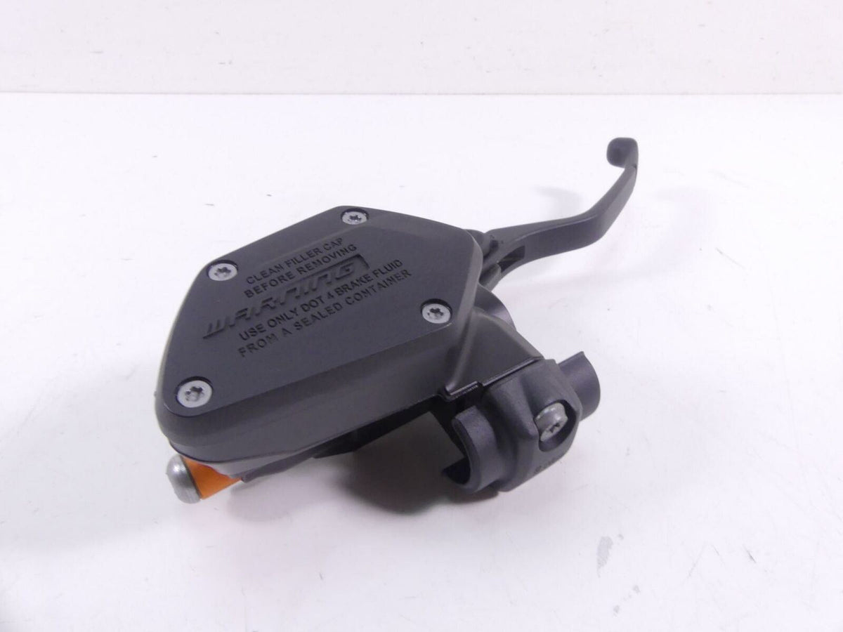 2017 BMW R1200RT RTW K52 Nice Front Brake Master Cylinder 32728559604 {{ shop.shopifyCountryName }} - Mototech271