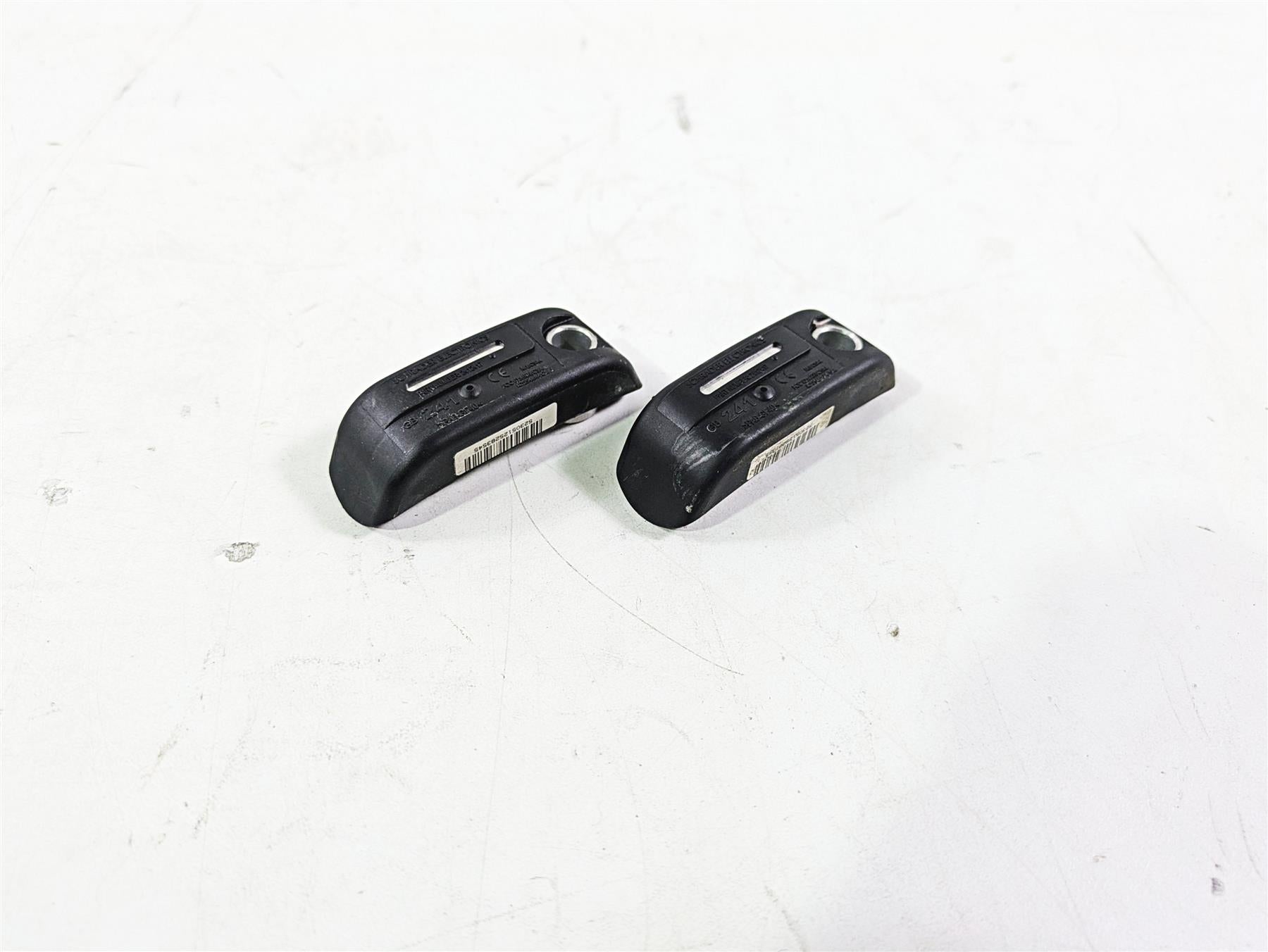 2018 Indian Chieftain Limited Tire Pressure Sensor Set 2412417 {{ shop.shopifyCountryName }} - Mototech271