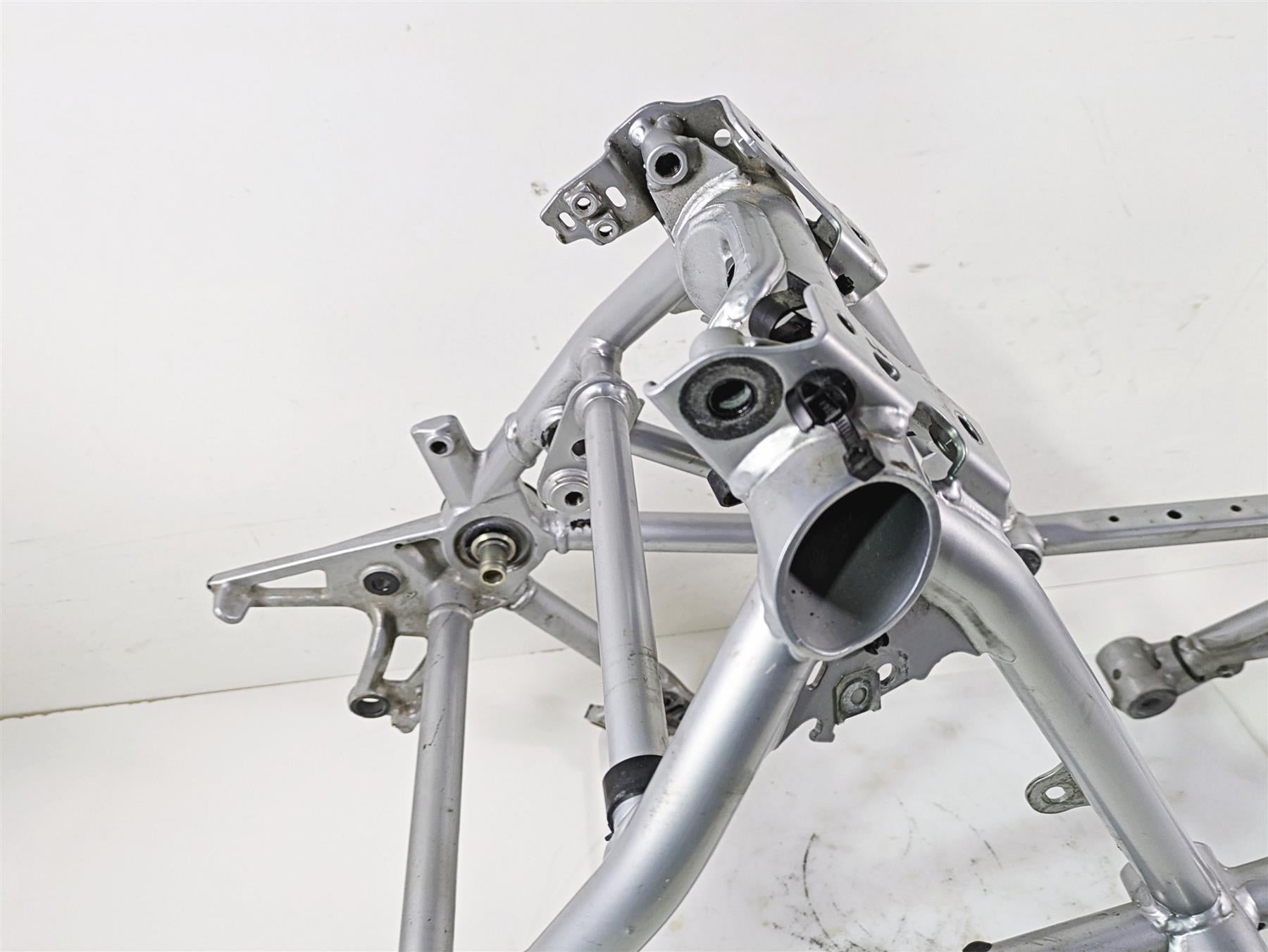 2019 BMW R1250RT K52 Straight Frame Chassis With Salvage Florida Title 46518101229 {{ shop.shopifyCountryName }} - Mototech271