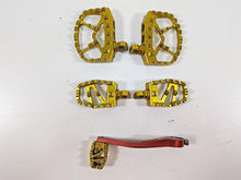 Load image into Gallery viewer, 2009 Harley FXDC Dyna Super Glide Custom Crossthread Gold Footpegs DP-001-UP-008 | Mototech271
