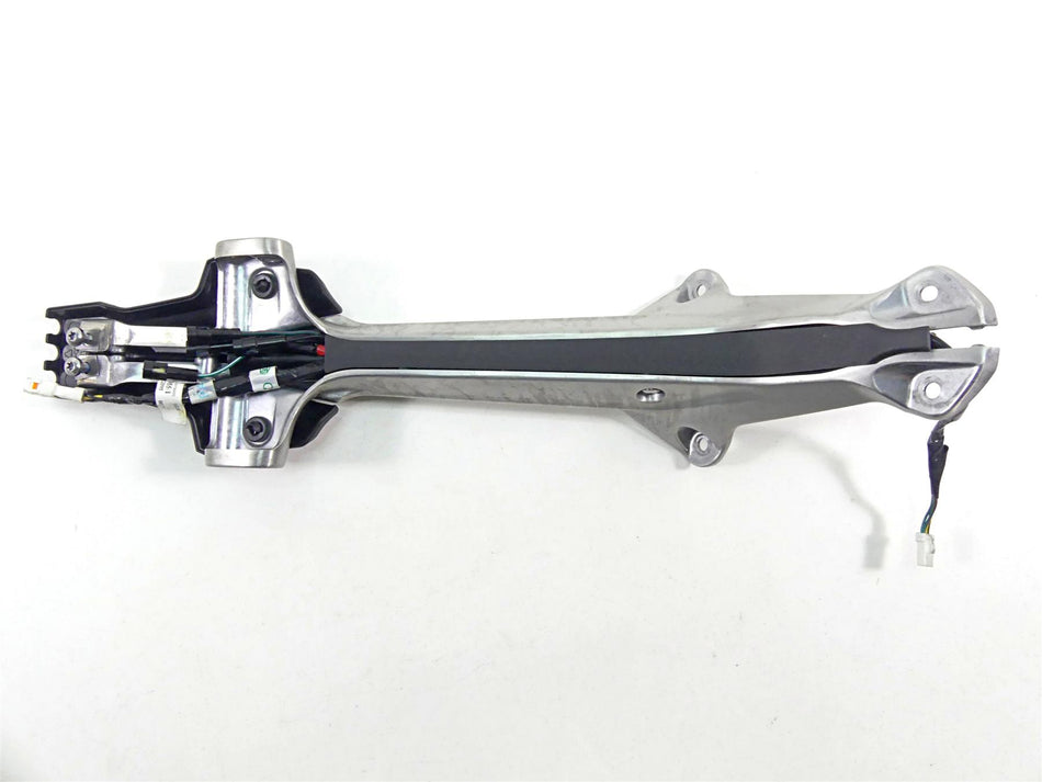2022 Triumph Speed Triple 1200 RS Rear Tail Plate Blinker Holder Mount T2311130 {{ shop.shopifyCountryName }} - Mototech271
