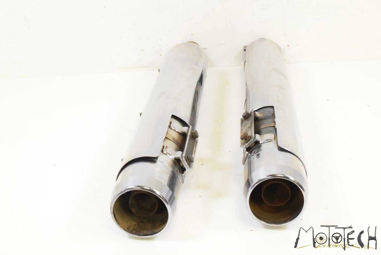 2011 Harley Touring FLTRU Road Glide Ultra Exhaust Pipe Muffler Silencer VIDEO {{ shop.shopifyCountryName }} - Mototech271