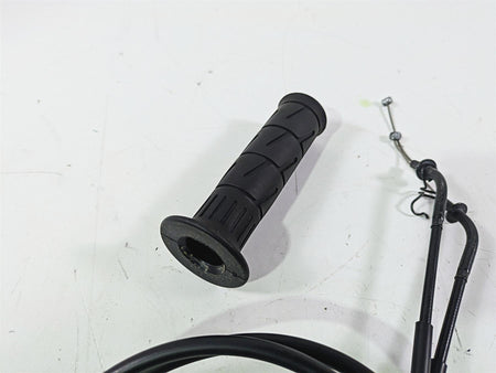 2022 Kawasaki ZR900RS Cafe Throttle Grip & Cable Set 2099-0049 46019-0001 {{ shop.shopifyCountryName }} - Mototech271