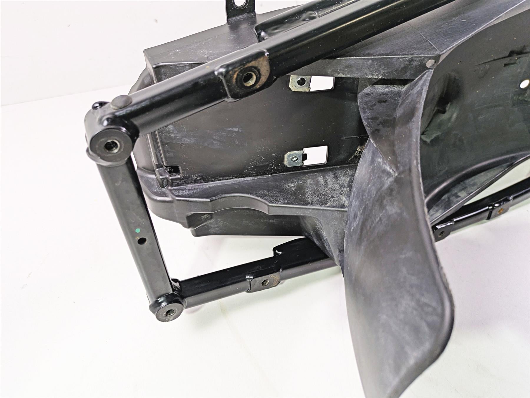 2017 BMW R1200 GS K50 Subframe & Inner Fender - Read 46518354222 {{ shop.shopifyCountryName }} - Mototech271