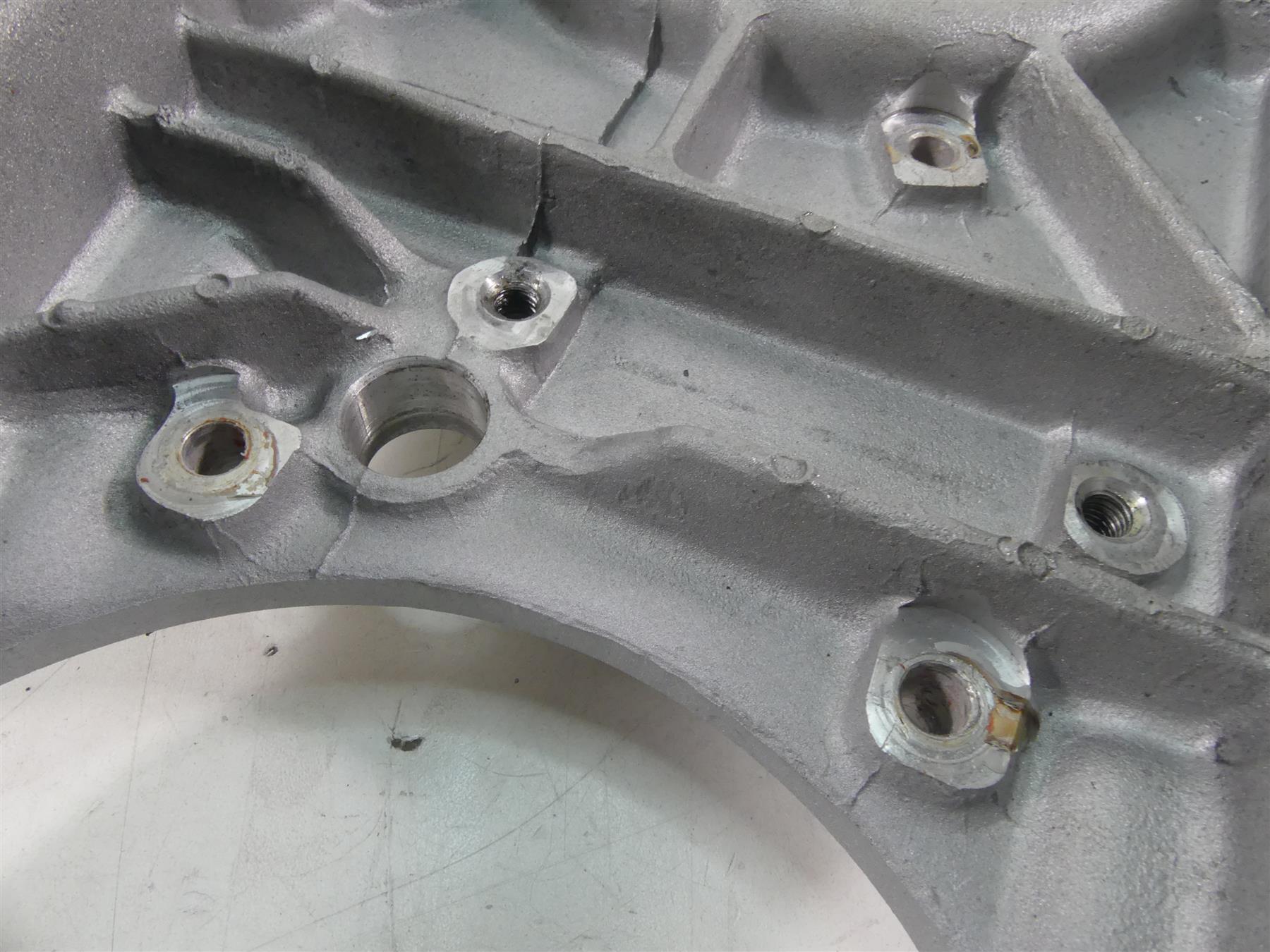 2000 Harley Dyna FXR4 CVO Super Glide Inner Primary Drive Clutch Cover 60678-94 {{ shop.shopifyCountryName }} - Mototech271