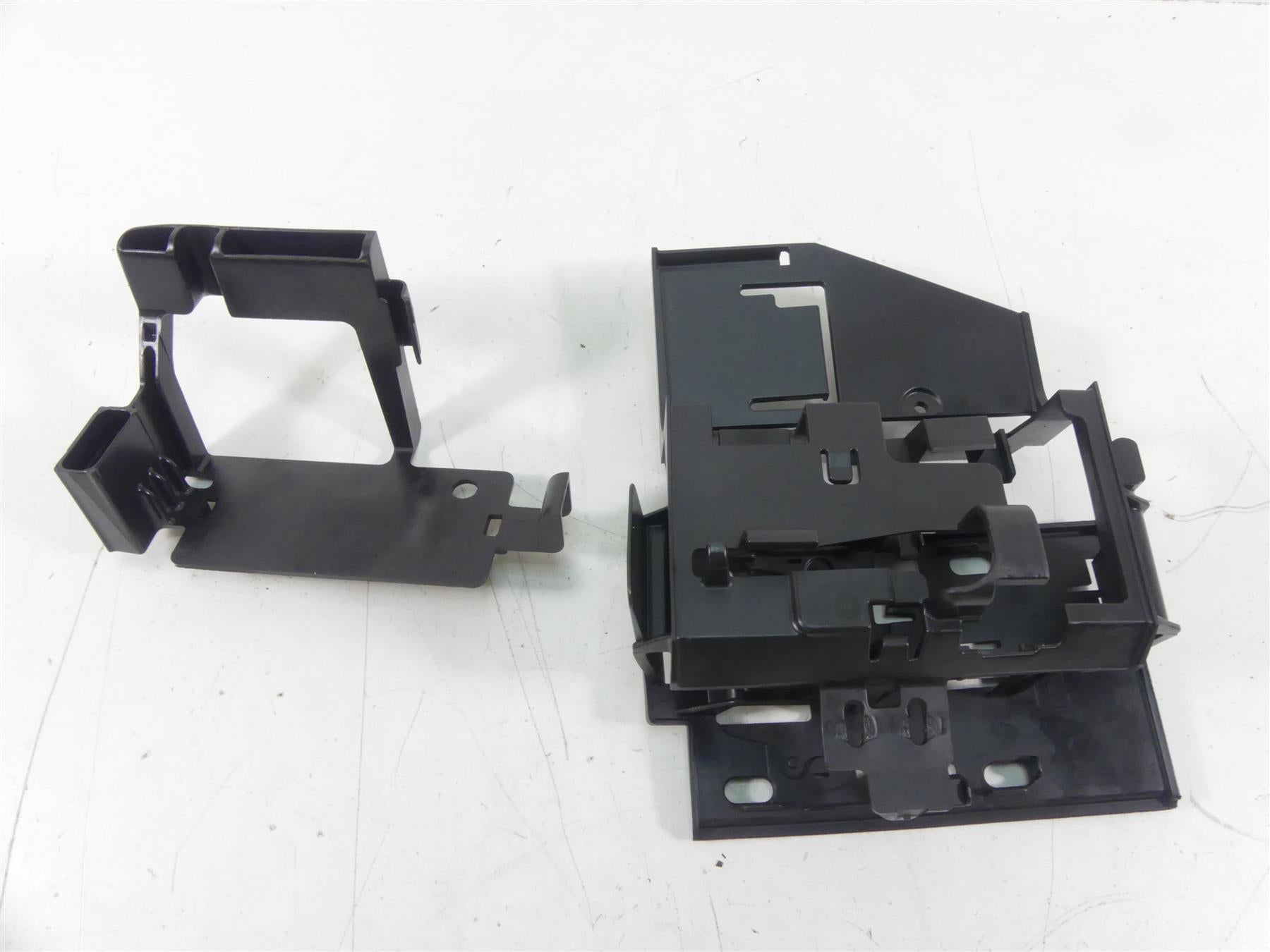 2017 Harley FXSE CVO Pro Street Breakout Electrical Caddy Holders 69200451 {{ shop.shopifyCountryName }} - Mototech271