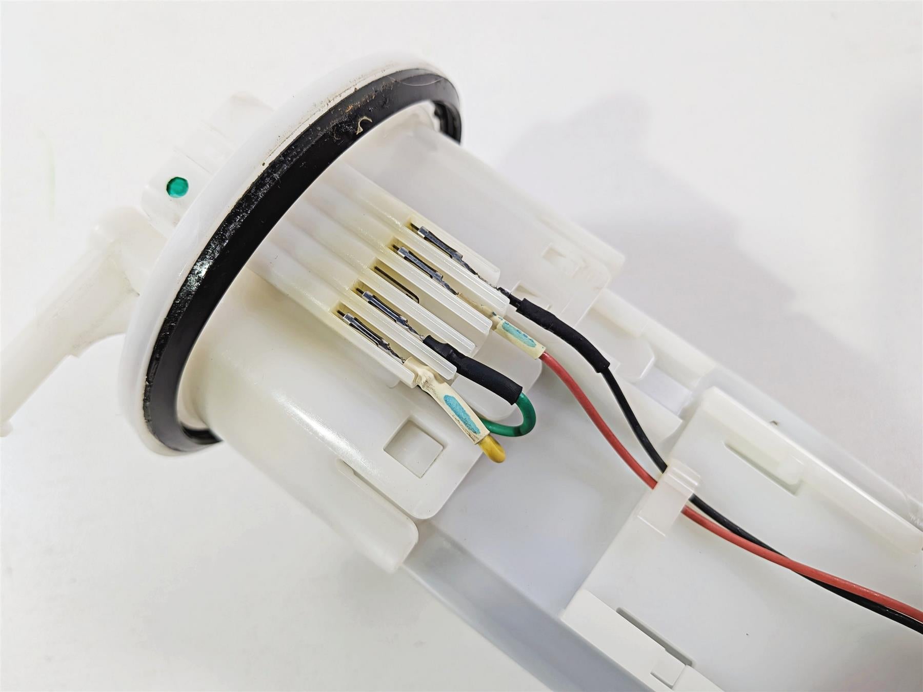 2024 Kawasaki EX500 Ninja 40th An. Fuel Gas Petrol Pump Sending Unit 49040-0824 {{ shop.shopifyCountryName }} - Mototech271