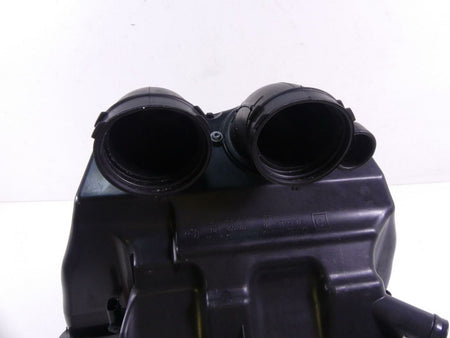 2020 BMW F900 R F900R K83 Air Cleaner Breather Filter Box Housing 8404342 {{ shop.shopifyCountryName }} - Mototech271