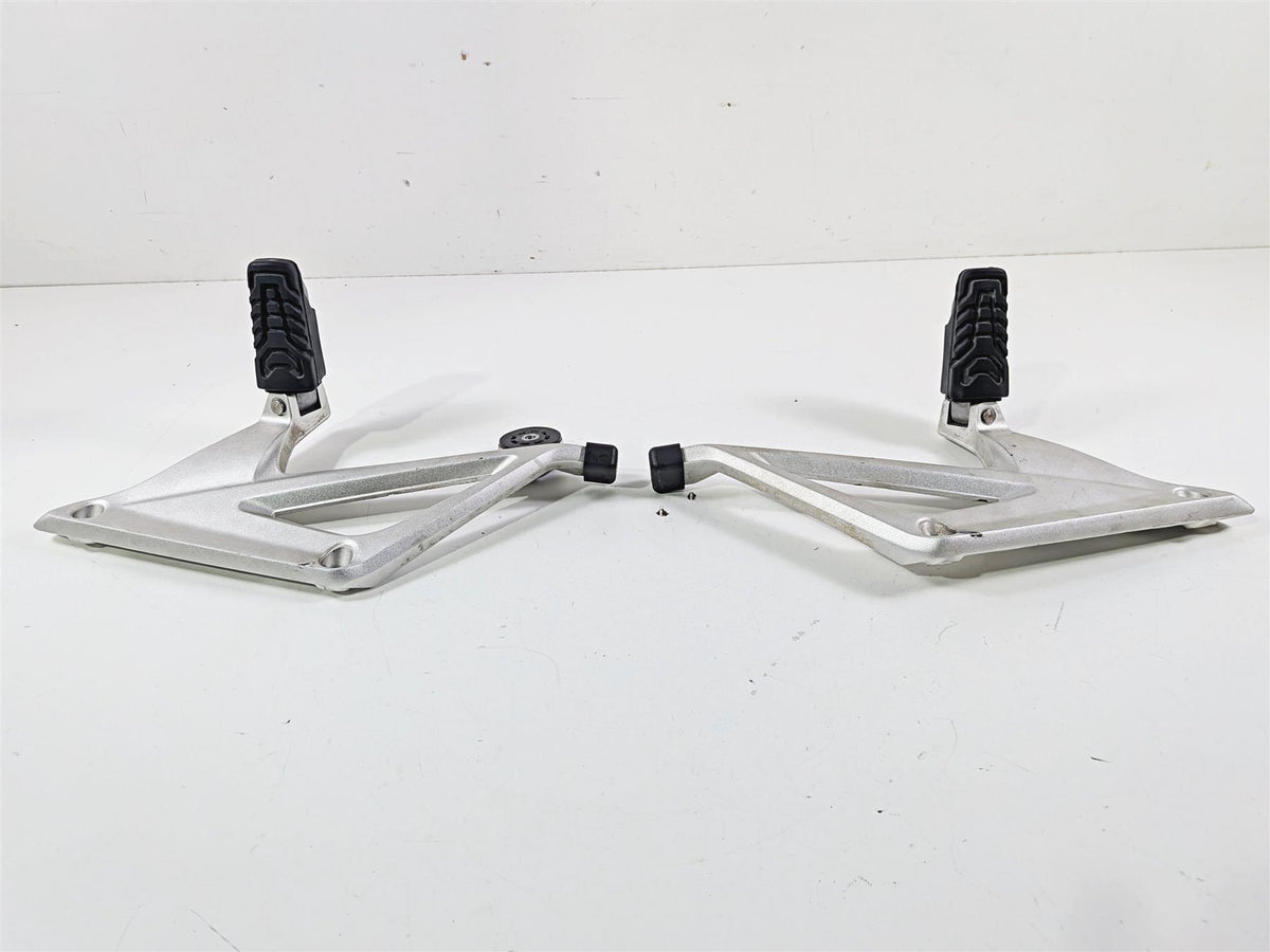 2016 BMW R1200RT RT RTW K52 Passenger Foot Peg Rest Set 46718534789 46718534790 {{ shop.shopifyCountryName }} - Mototech271