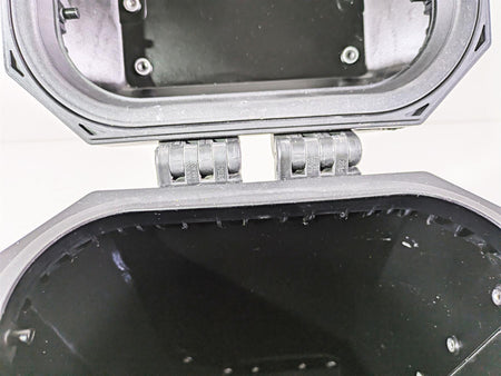 2016 Moto Guzzi Stelvio 1200 8V NTX Left Saddlebag Saddle Bag Case + Keys 886930 {{ shop.shopifyCountryName }} - Mototech271