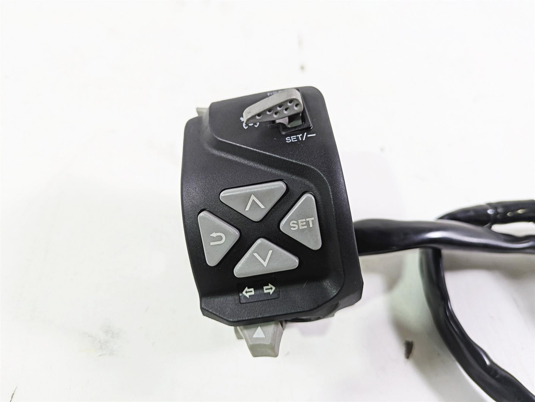 2018 KTM 1290 Super Adv S Left Hand Control Switch 61411170000 61411170100 {{ shop.shopifyCountryName }} - Mototech271