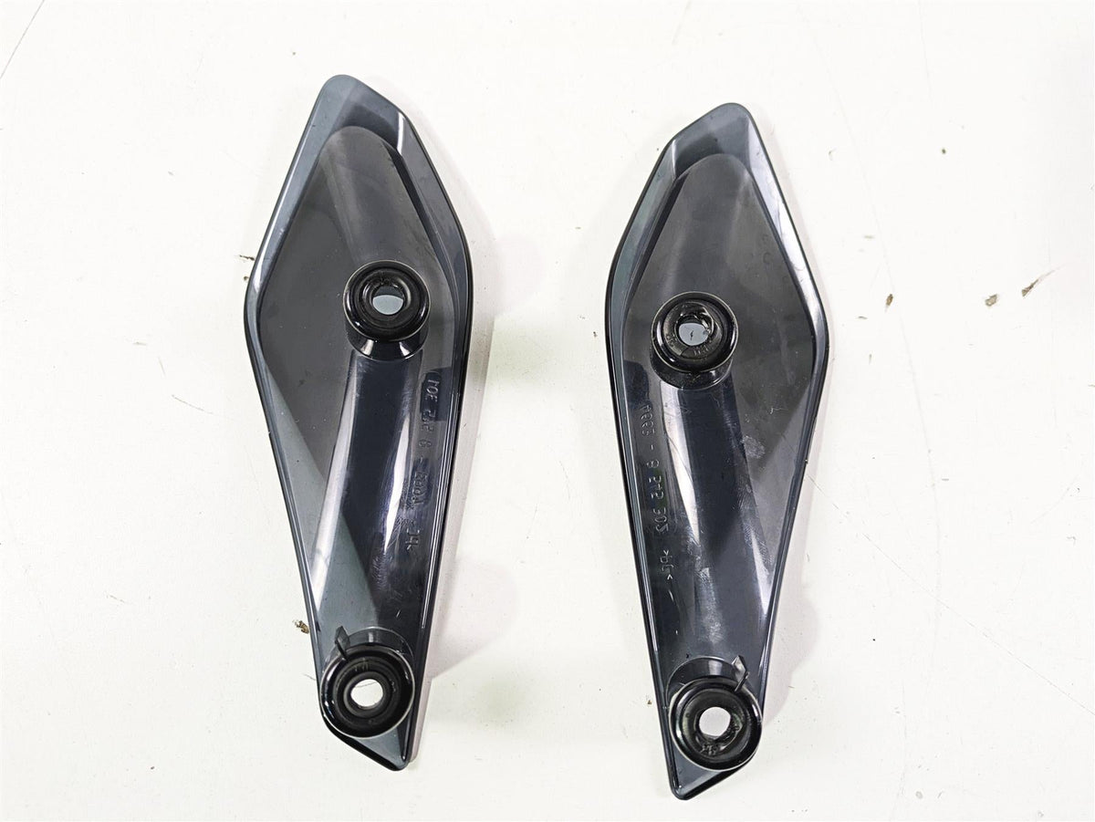 2016 BMW R1200RS K54 Wind Deflector Vent Fairing Set 46338545302 {{ shop.shopifyCountryName }} - Mototech271