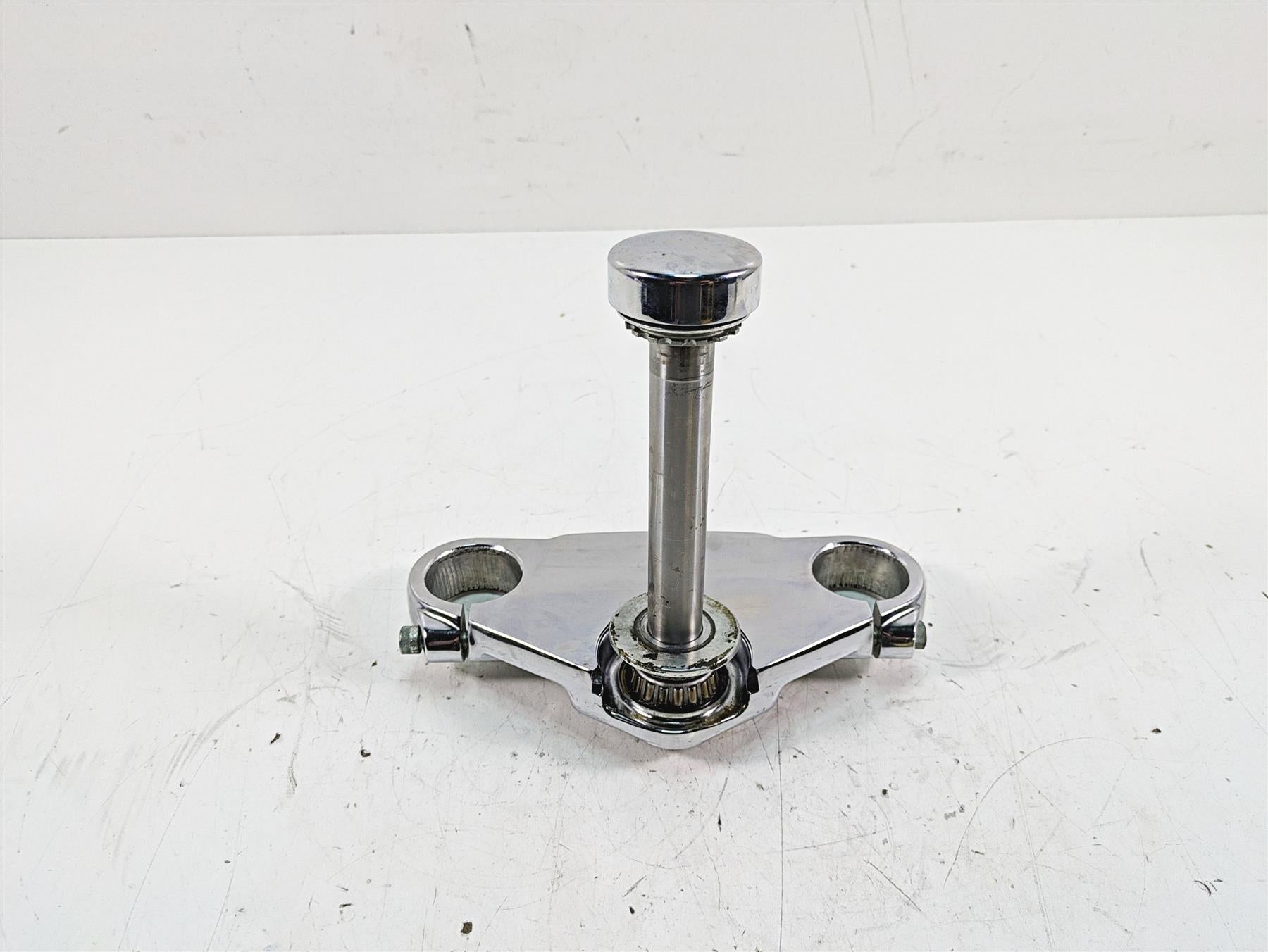 2009 Harley FXCWC Softail Rocker C Lower Triple Tree Steering Stem 46429-08 {{ shop.shopifyCountryName }} - Mototech271