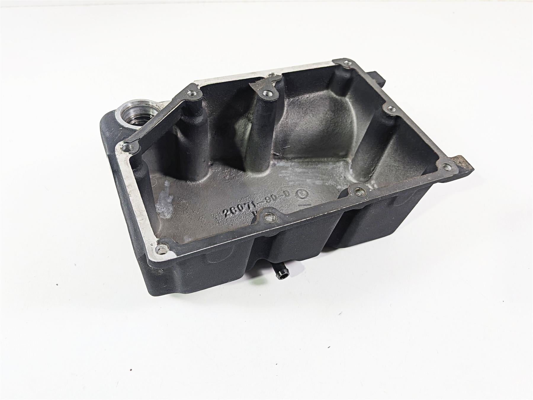 1998 Harley Dyna FXDL Low Rider Transmission Oil Pan 26071-90 {{ shop.shopifyCountryName }} - Mototech271