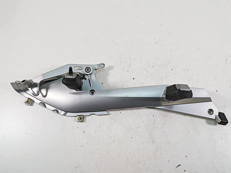 2007 BMW R1200RT K26 Right Footpeg Set& Brake Pedal 46717675290 {{ shop.shopifyCountryName }} - Mototech271